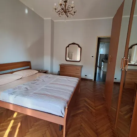 アパート Trilocale Tra Natura, Metro E Life! *